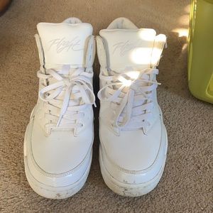 Men’s white Nike Flights
